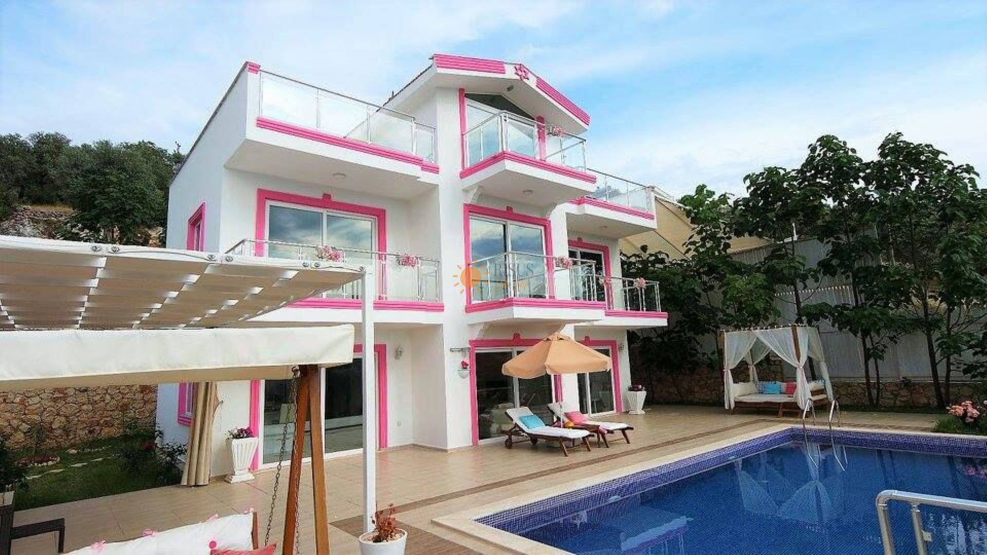 Villa Pink