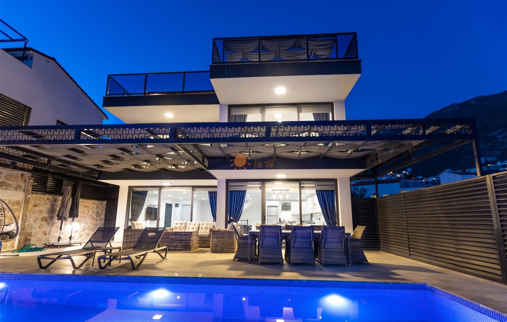 Villa Royal Hills 1